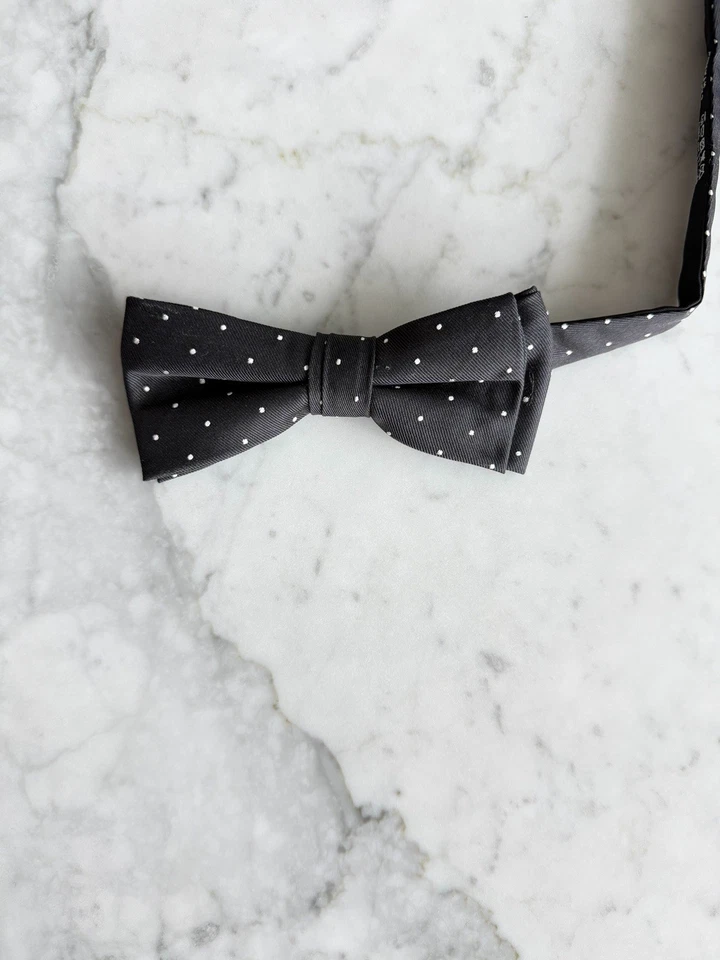 Hugo Boss Negro Lunares Seda Italia Diseñador Lujo Moderno Patrón Pieza Superior Foto 4 de 4