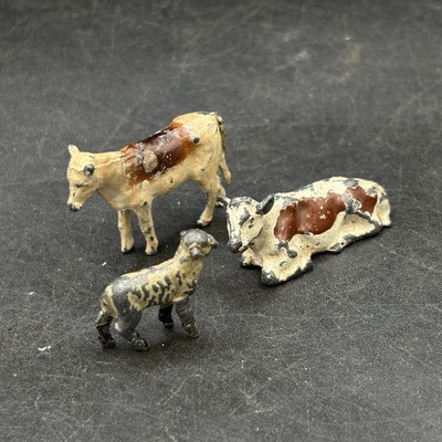 Antique Die-cast Farm Yard Trio COWS & SHEEP Three Vintage Toy Miniature Models