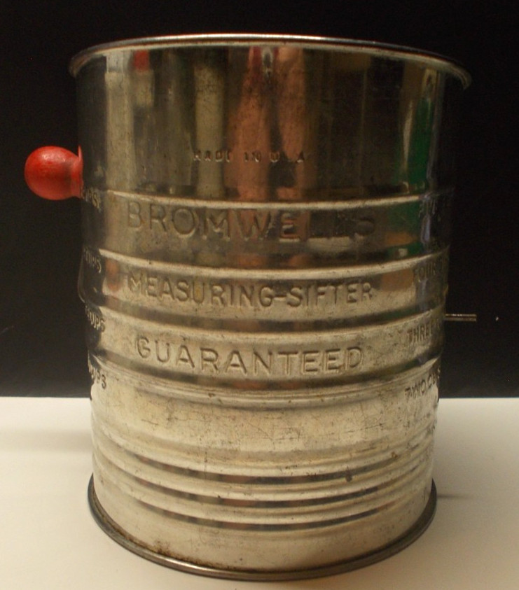 Vintage Bromwells 5 Cup Hand Crank Sifter Farmhouse U.S.A.