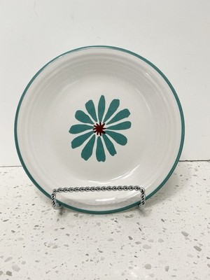 Fiestaware Fiesta HLCCA Exclusive Aloha Daisy Decal Luncheon Plate White 2025
