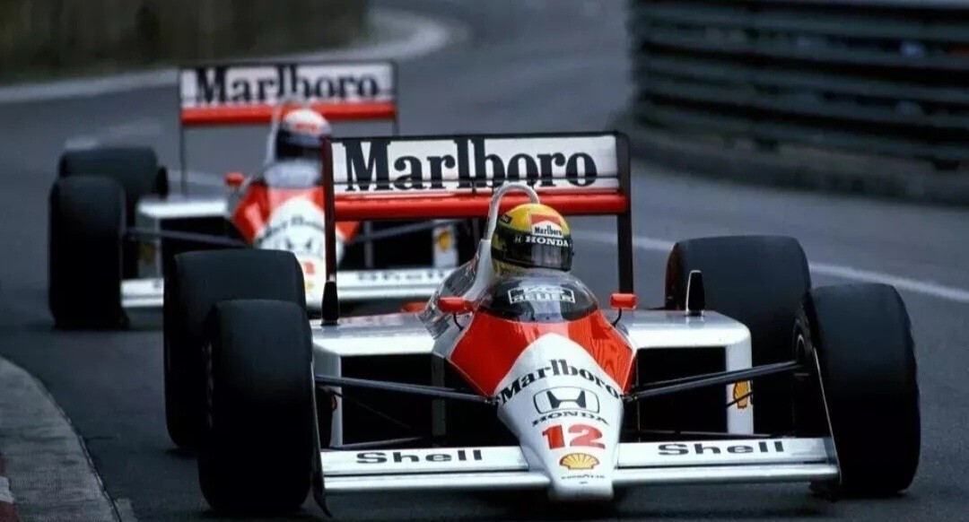 ◤◥Marlboro：F1レーシングワールドタイムウォッチ◆限定♛Vintage Marlboro Racing Chronograph Watch World Championship F 1 Mclaren