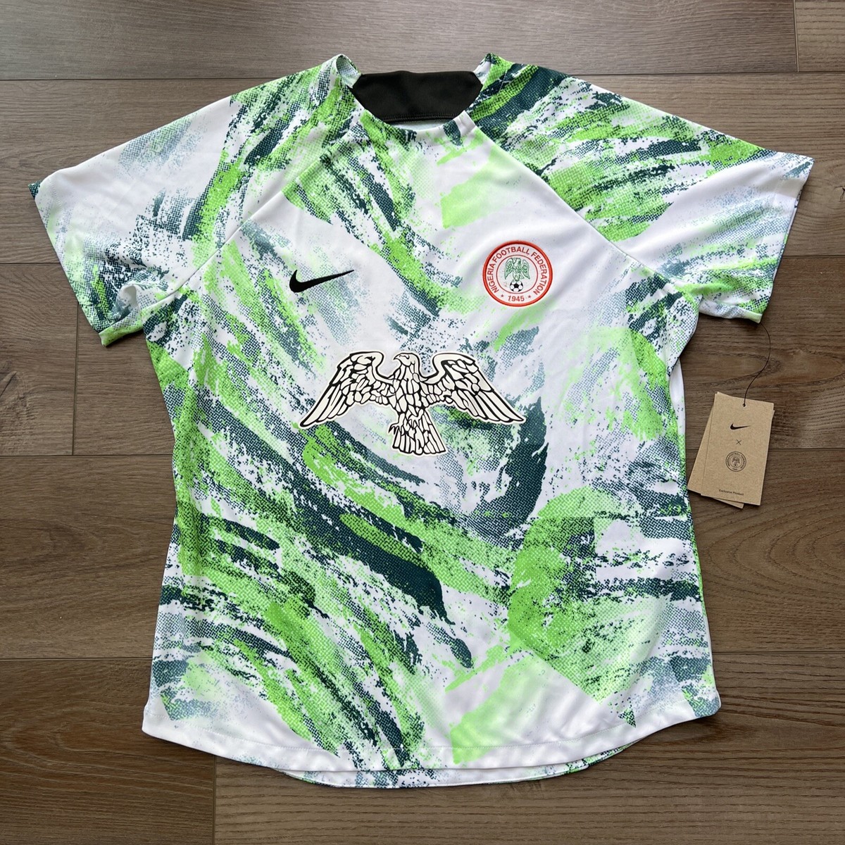 Womens Size Medium Nike Nigeria National Team Football Soccer