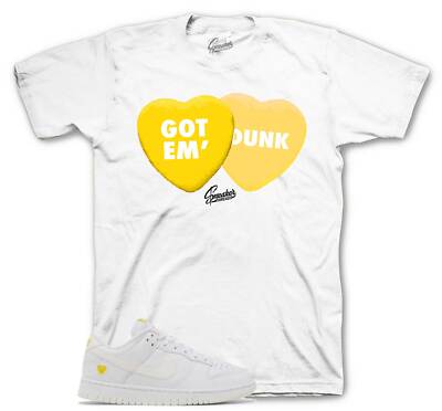 sneakertee