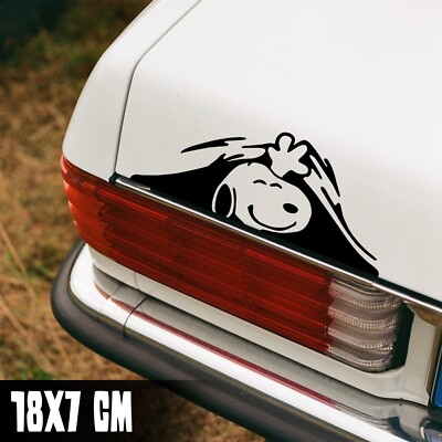 AUTO AUFKLEBER ''SNOOPY GUCKT'' 18X7CM PEANUTS PEEKIN KOFFERAUM STICKER JDM #0320