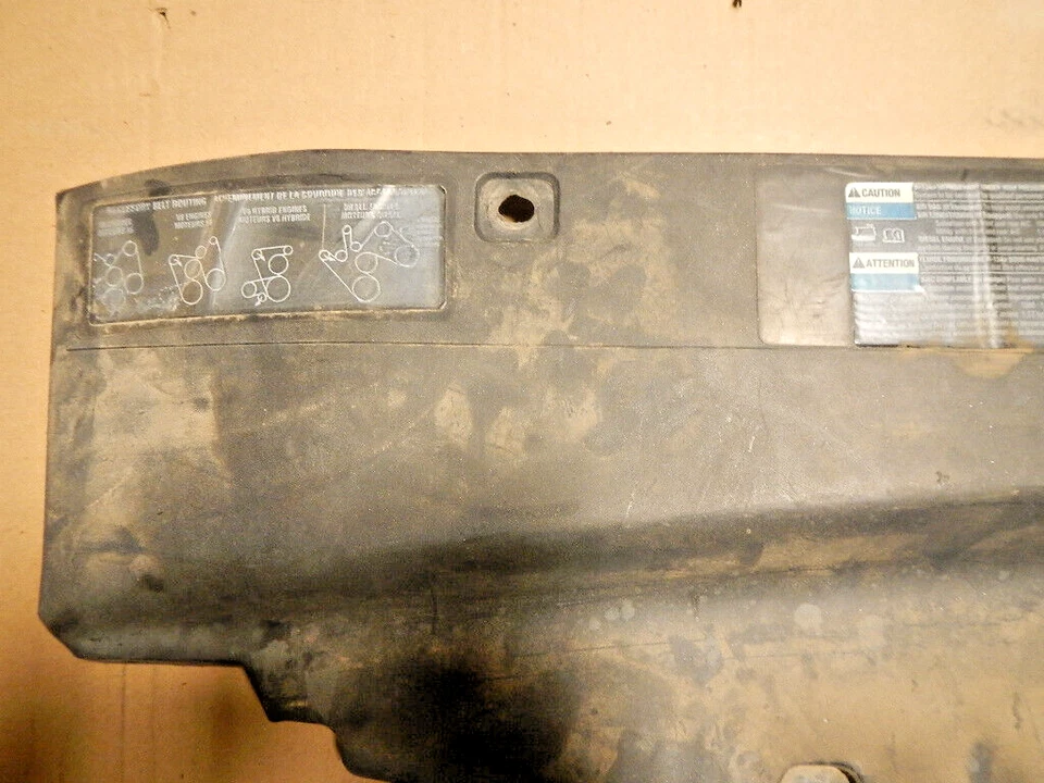 原始设备制造商 2003 - 2006 散热器上挡板组件凯雷德 EXT 德维尔凯迪拉克 — 第 3/4 张图片