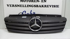 Calandre Mercedes VANEO