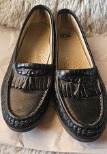 SAS Women's Black Leather Kiltie Tassel Loafers Pre-owned