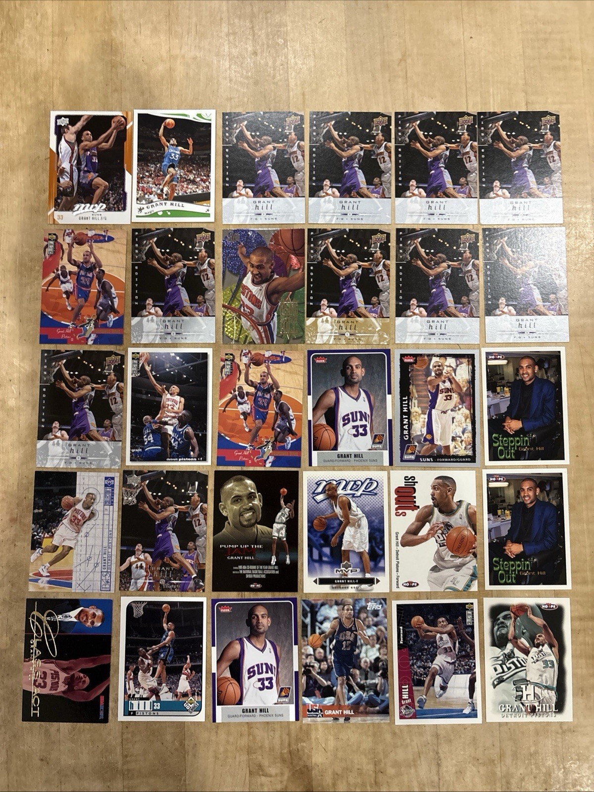 Lot Of (30) Grant Hill Cards, Suns Magic Pistons - Upper Deck Topps Fleer