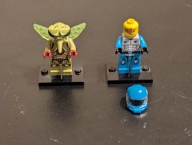 100% complete w/ antenna Lego Galaxy Squad set 70701 Swarm Interceptor