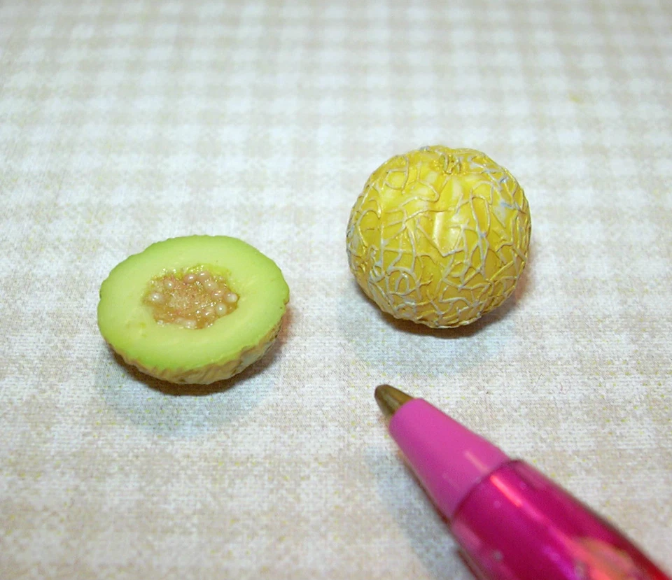FALCON MINIATURES Miniature Falconn HONEYDEW Melon, Whole and Half DOLLHOUSE Miniatures 1:12 Food