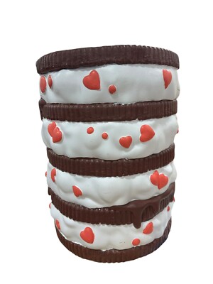 OREO COOKIE STACK Valentines Day HEARTS Stool Table HOMEGOODS TikTok ...