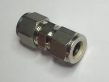 1 - Swagelok Stainless Steel Union Fitting, 1/2" OD Tube, SS-810-6