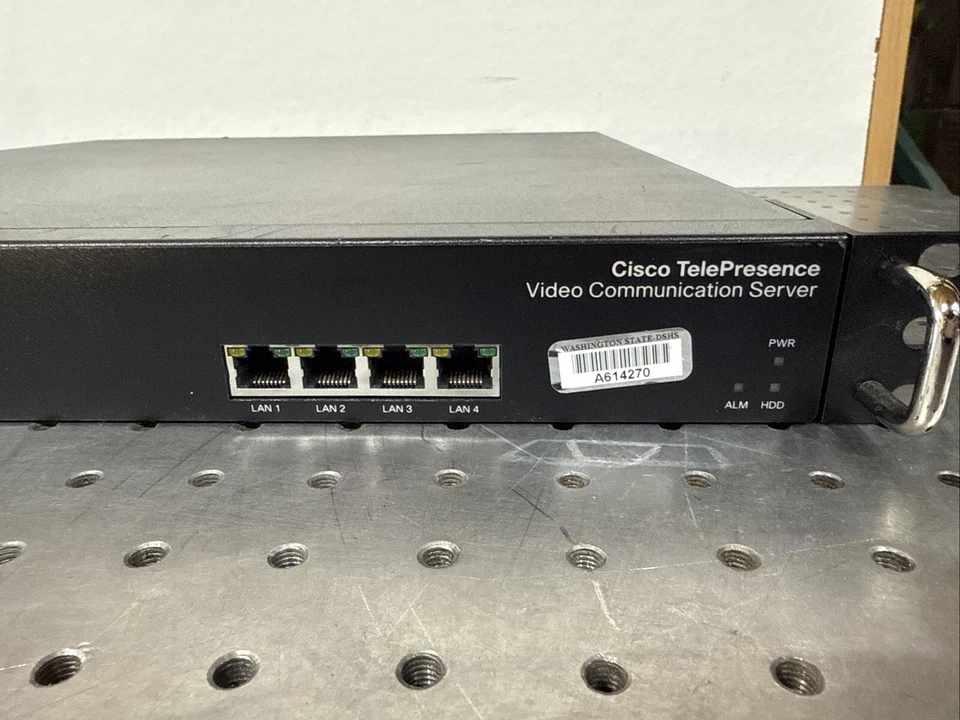 CISCO CTI-VCS-BASE-K9 N/A 1GB RAM No HDD No OS Server - Image 2 of 4