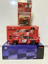 2000 Ray Evernham Daytona Action #19 Diecast Countdown to 2001 Nascar 1/24, 1/64