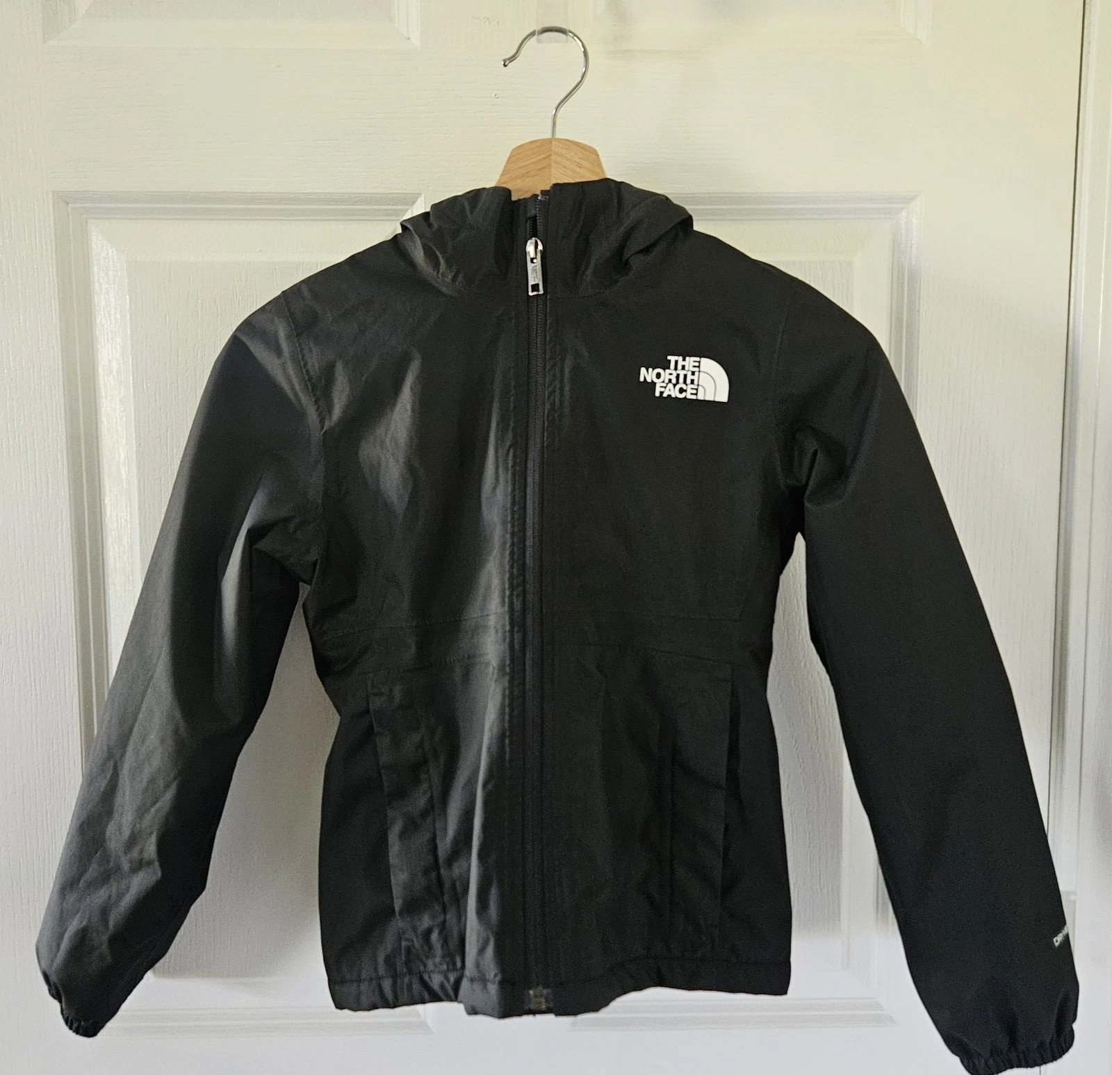 North Face Girls Black Warm Storm/Rain Jacket Size S 7/8 Style NF0A82TR
Opens in a new window or tab