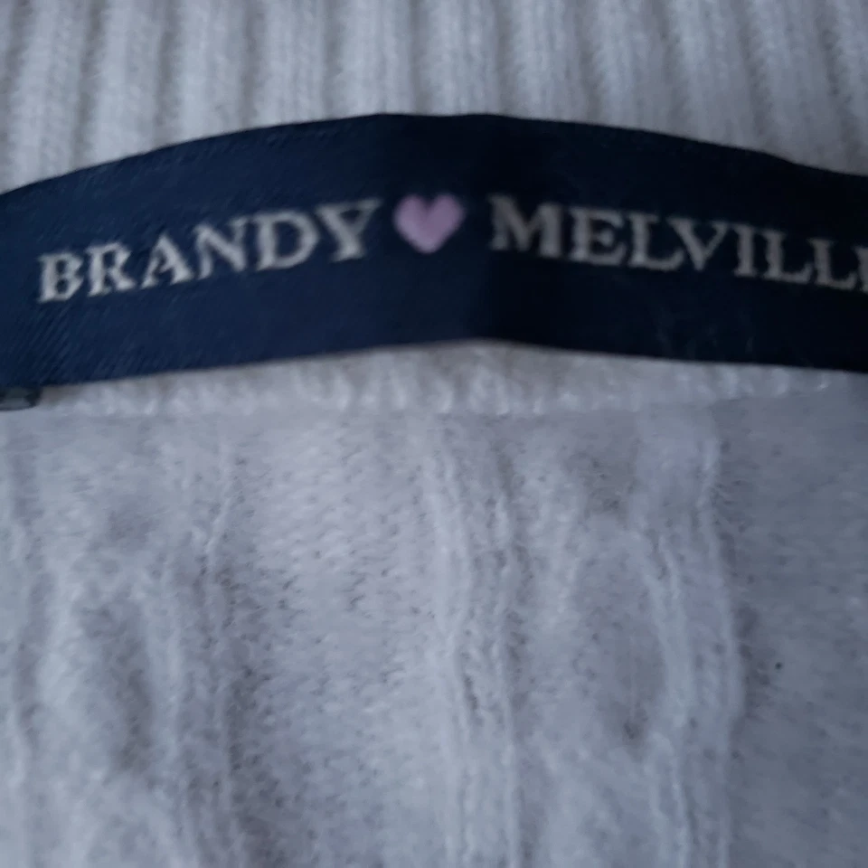 Suéter Brandy Melville Italia Tejido con Cable Talla XS Marfil Pullover Cuello en V Lana Suave Foto 2 de 4