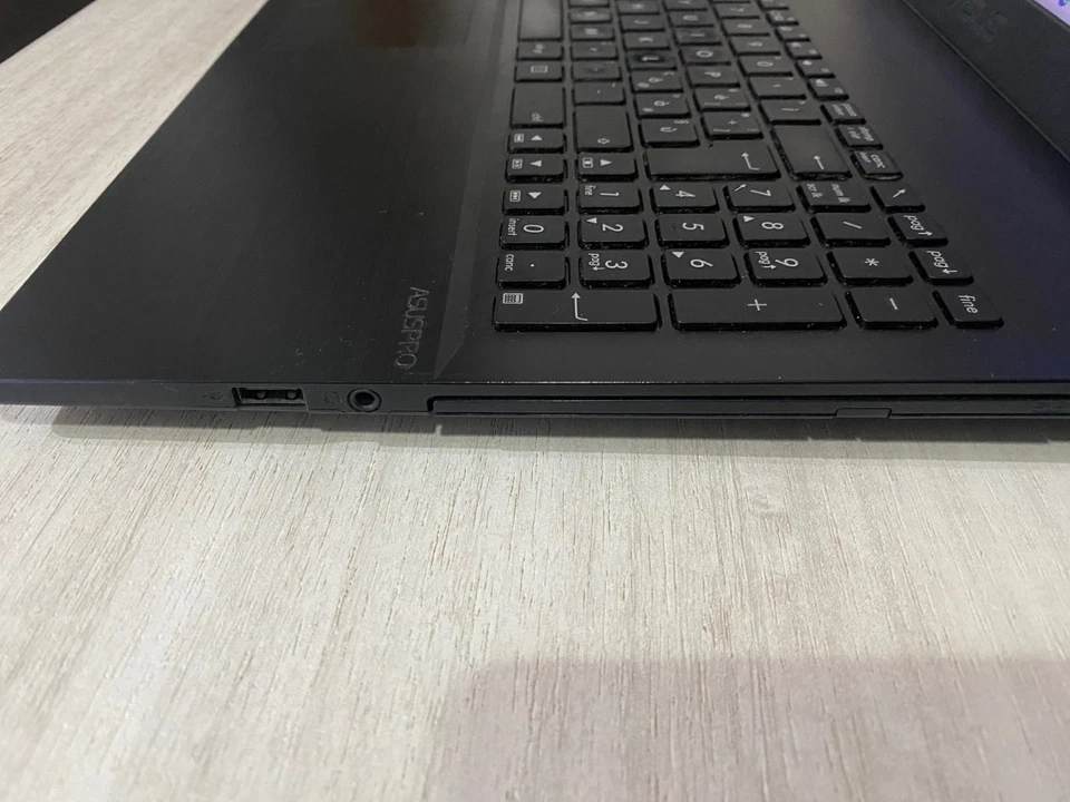 NOTEBOOK ASUS P2530U INTEL I7 6500 SSD 480Gb Windows 11 15,6 GARANZIA 12 MESI - Immagine 3 di 4