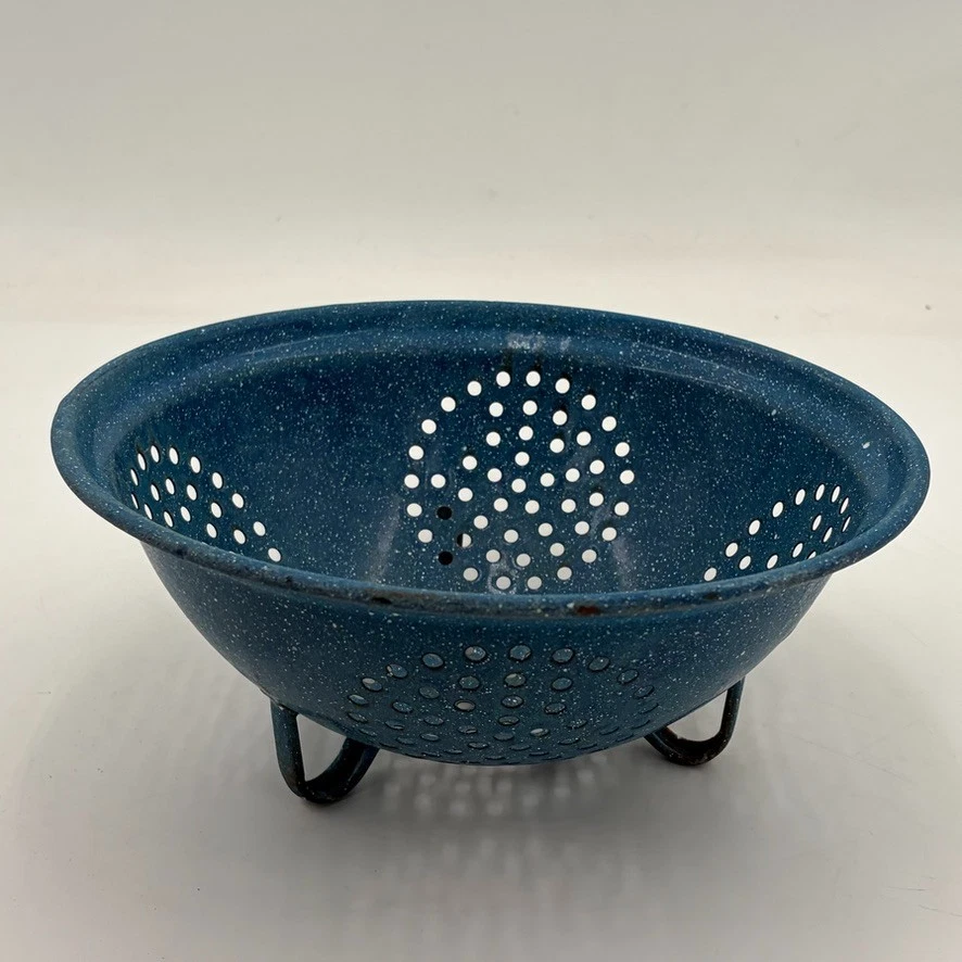 Blue Speckled Vintage Footed Enamel Colander Strainer Farmhouse Kitchen 9.5"