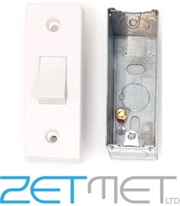 Slim 1 Gang 10A 2 Way Architrave Switch /& Pattress Box in White Plastic 10AX
