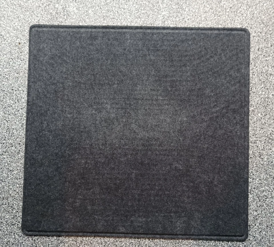 Cadillac DTS DeVille 1998-04 1994-2011 SeVille alfombrilla de goma para maletero 36" x 34" OEM Foto 2 de 4