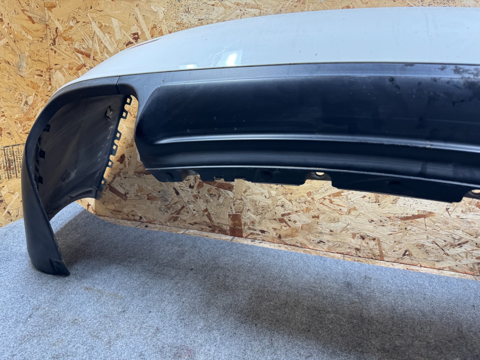 MASERATI GHIBLI M157 14-17 OEM REAR BUMPER COVER PANEL W/ VALANCE TRIM WHITE 60K