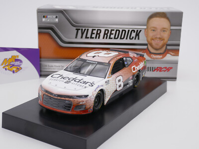 Lionel Racing CX82123CHDTK # Chevrolet NASCAR 2021 Tyler Reddick Cheddar's 1:24
