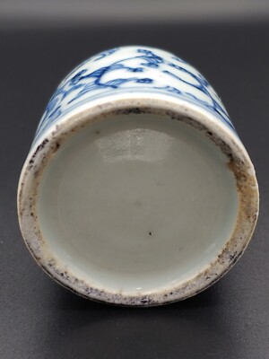 中国古美術　清時代蓝釉水盤　建水　文房具　 EJ12M-5 清代青花瓷缠枝莲纹文房水盂18th C Chinese Blue And White Porcelain