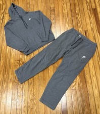 Nike Sportswear Club Fleece Gray Hoodie  Sweat Pants Set Size Large Sweatsuit