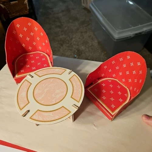 VTG MATTEL BARBIE 1962 FASHION SHOP #0817 2 RED CARDBOARD CHAIRS & TABLE READ!!