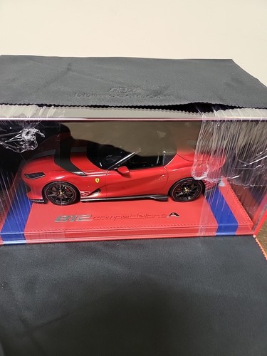 BBR 1 18 Ferrari 812 Competizione A Rosso F1 2007 raya plateada Ferrari--sw1 - Imagen 7 de 18