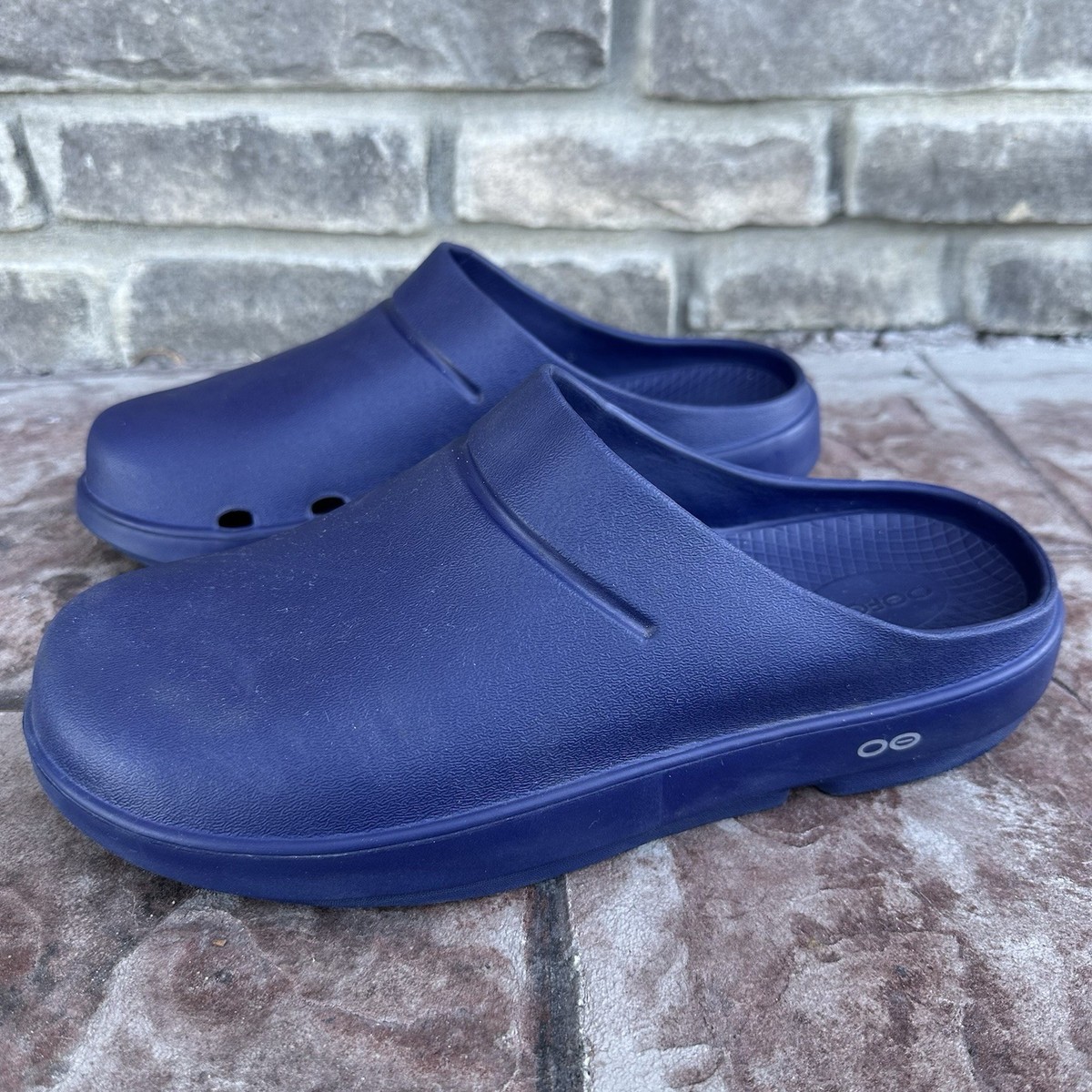 Oofos Oocloog Womens Size 11 Mens Recovery Sandals Blue Clogs Slip On  Shoes