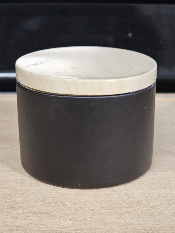 ELEMENTS CITRONELLA CANDLE - Image 3 of 4