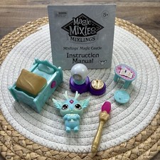 Magic Mixies Magic Castle LOT of 5 Accessories  1 Mixlings Figure