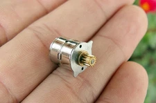 5PCS 10x10.2mm 2-Phase 4-Wire Micro Step Stepper Stepping Motor With Copper Gear