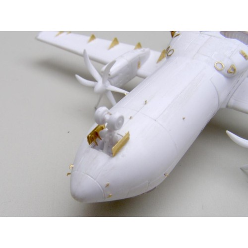 ATR 42-500 (für Italeri Bausatz) Exterior Detailing Set (Photo Etch & Masks) 1:144 - Bild 6 von 10