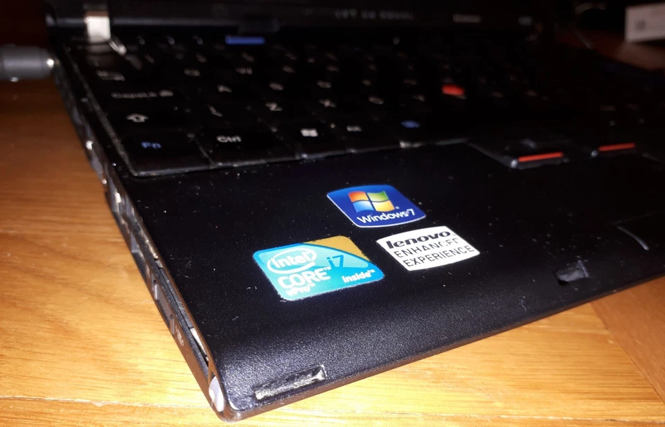 Lenovo ThinkPad X201 intel Core i7 8GB RAM 240GB SSD WIN 10 - Image 3 of 4