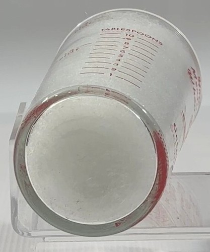 Order of the Eastern Star District 3 Measuring Glass 1972 - Picture 5 of 6