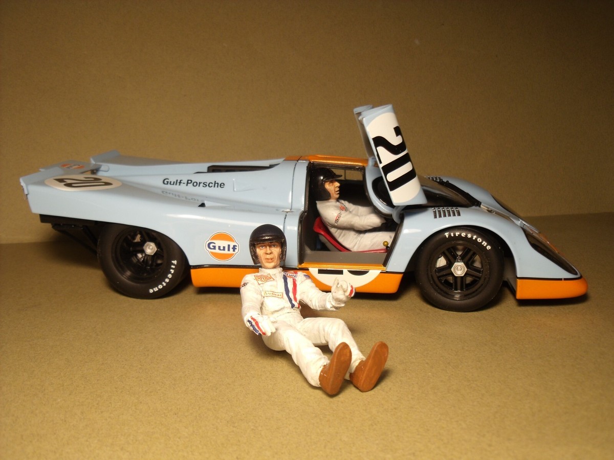 1/18 FIGURE STEVE MC QUEEN LE MANS VROOM FOR CMR SPARK UH NOREV AUTOART