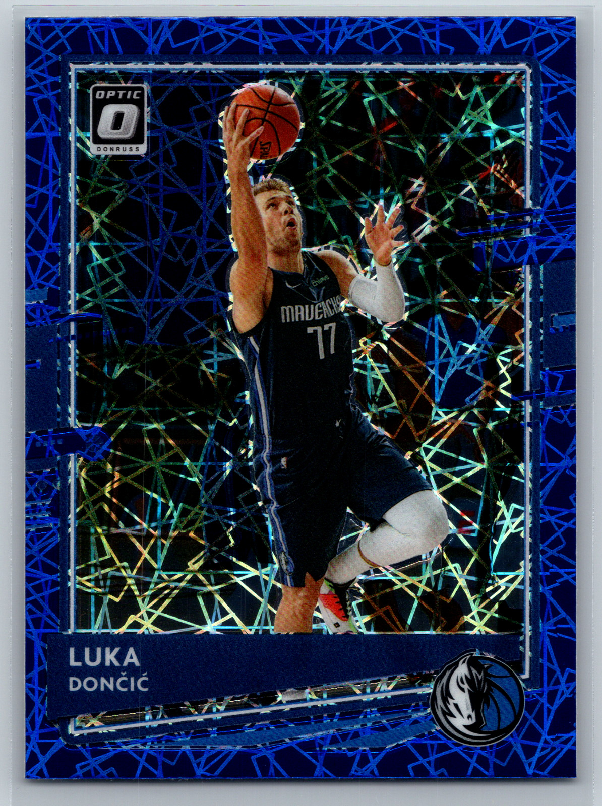 Luka Doncic 2020-21 Panini Donruss Optic Blue Velocity #86 Dallas Mavericks
