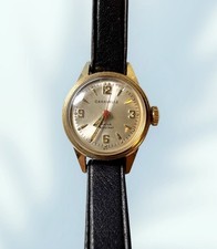 Reloj Bulova Caravelle 1978 22 mm para dama cuerda manual correa de cuero negro funciona