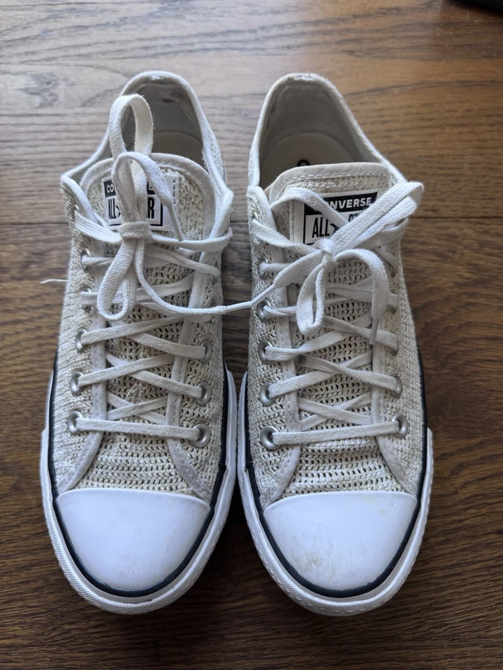 Converse Chuck Taylor All Star Platform Ox Crochet Sneaker Shoe Beige Women's 8 - Image 3 of 4