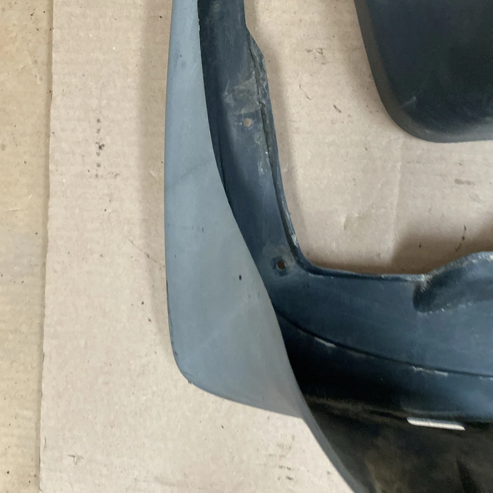 Protector contra salpicaduras del lado izquierdo del conductor Subaru Tribeca 2008-2014 OEM 6225 Foto 4 de 4