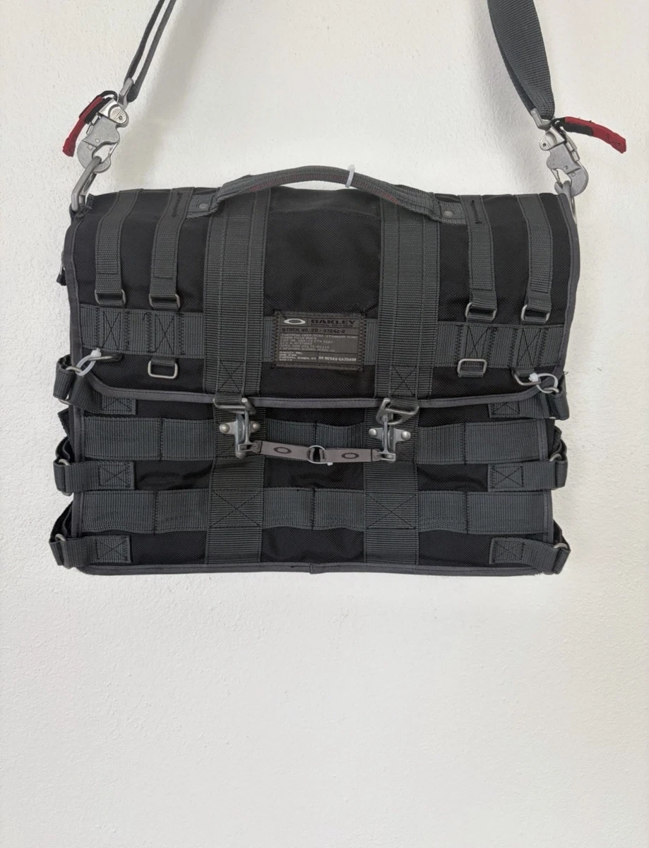 Oakley Messenger Bag for sale | eBay