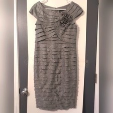 Adrianna Papell Grayish Silver Tiered Sleeveless Dress w/Embellishment Size 10