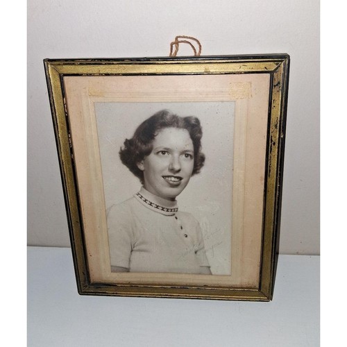 Vintage Gold Gilt Wall Picture Frame Black Distressed Wood Frame w Mat