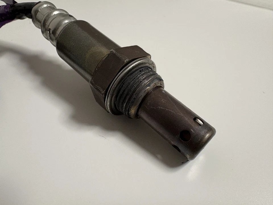 Sensor de oxígeno O2 genuino OEM TOYOTA LEXUS 89465-24220 para 06-10 SC430 3UZ-FE REA Foto 3 de 4