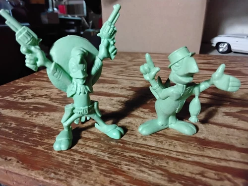 Original Marx DISNEY PANCH0 & JOSE Character Figures Playhouse Playset