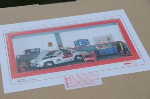 Exoto + Hi-Tech / 1:18 Garage Diorama / Wall Mounted Art / #EHT00003 - Picture 3 of 3