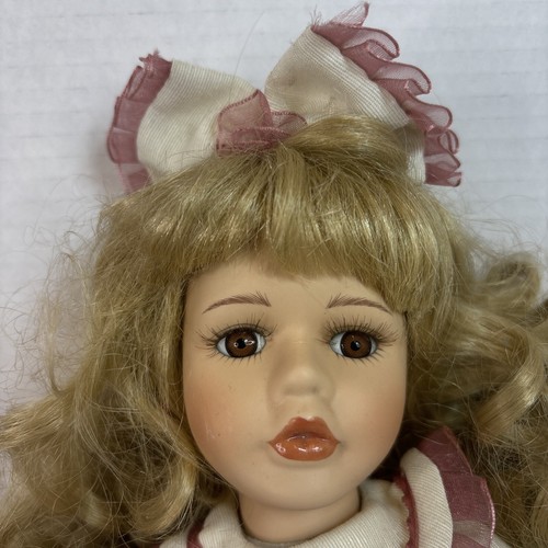 The Collectors Choice By Dandee Porcelain Doll With Love You Picture Frame - Picture 8 of 17