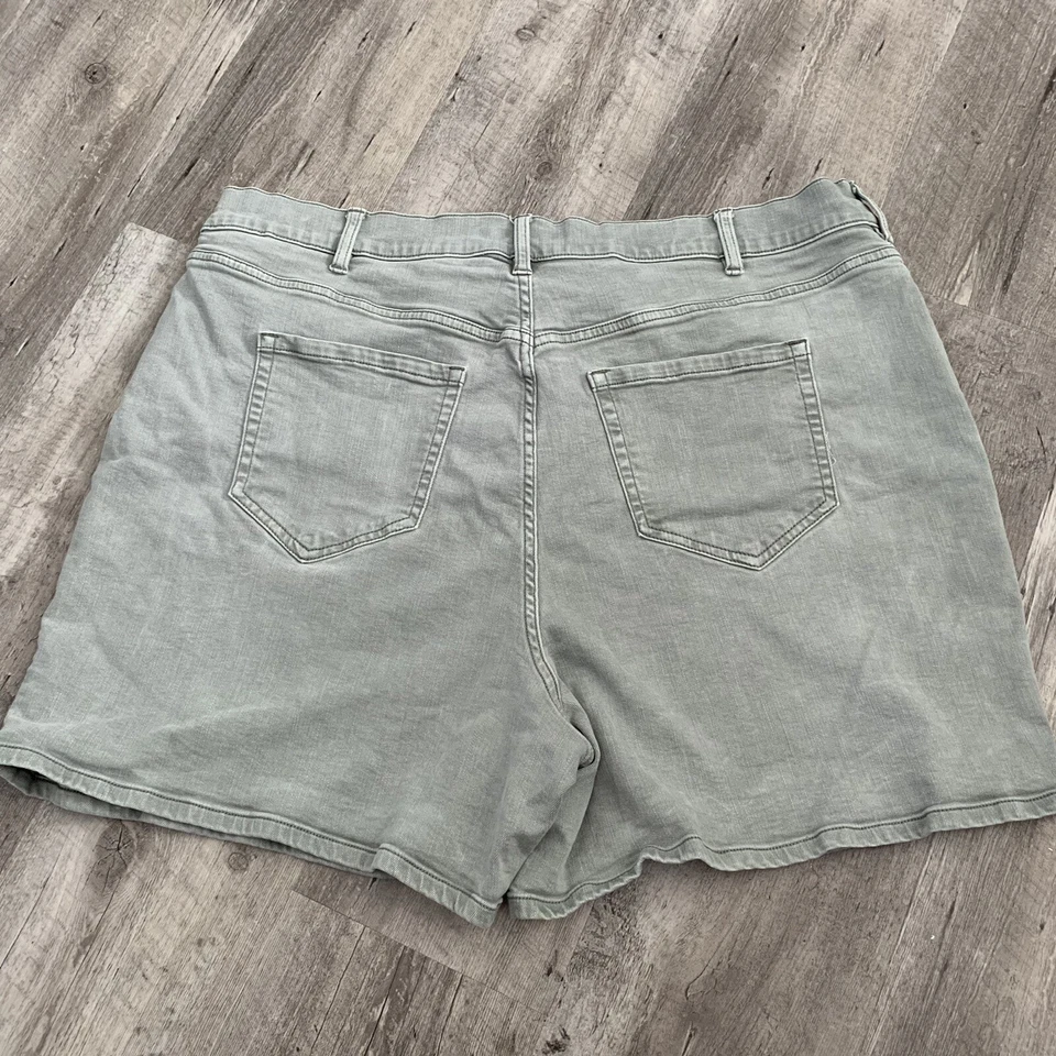 Pantalones cortos Lands' End para mujer tiro alto jean 5 bolsillos verde pálido denim talla grande 24W Foto 3 de 4